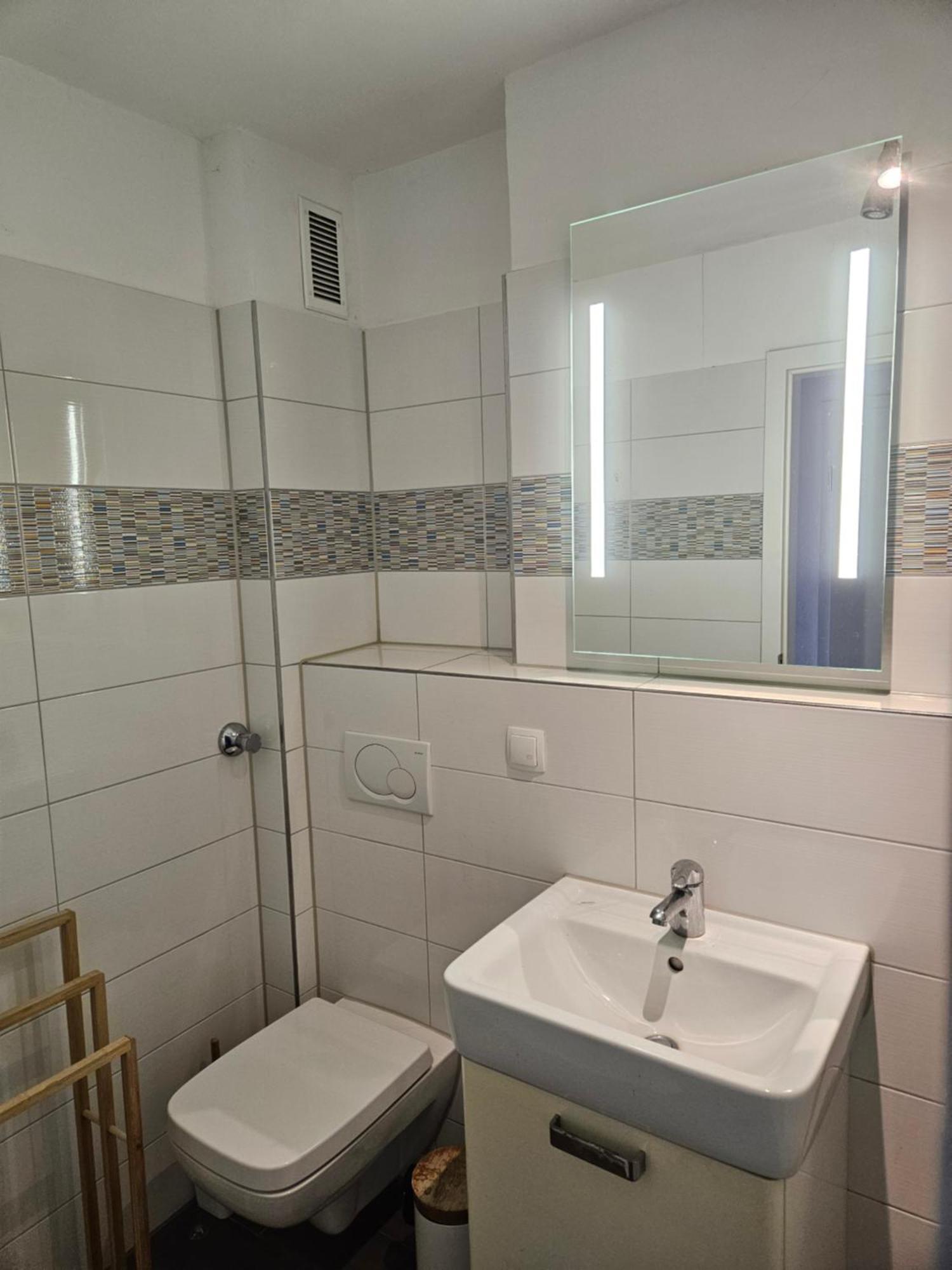 Fully Furnished Apartments Norimberga Esterno foto